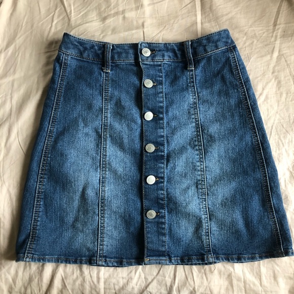 Mossimo Supply Co. Dresses & Skirts - Cute Mossimo Button Up Jean Skirt